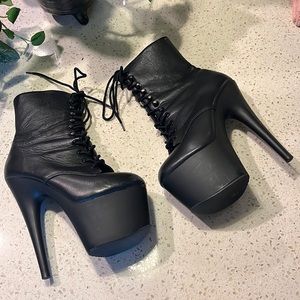 Genuine leather Pleaser boots